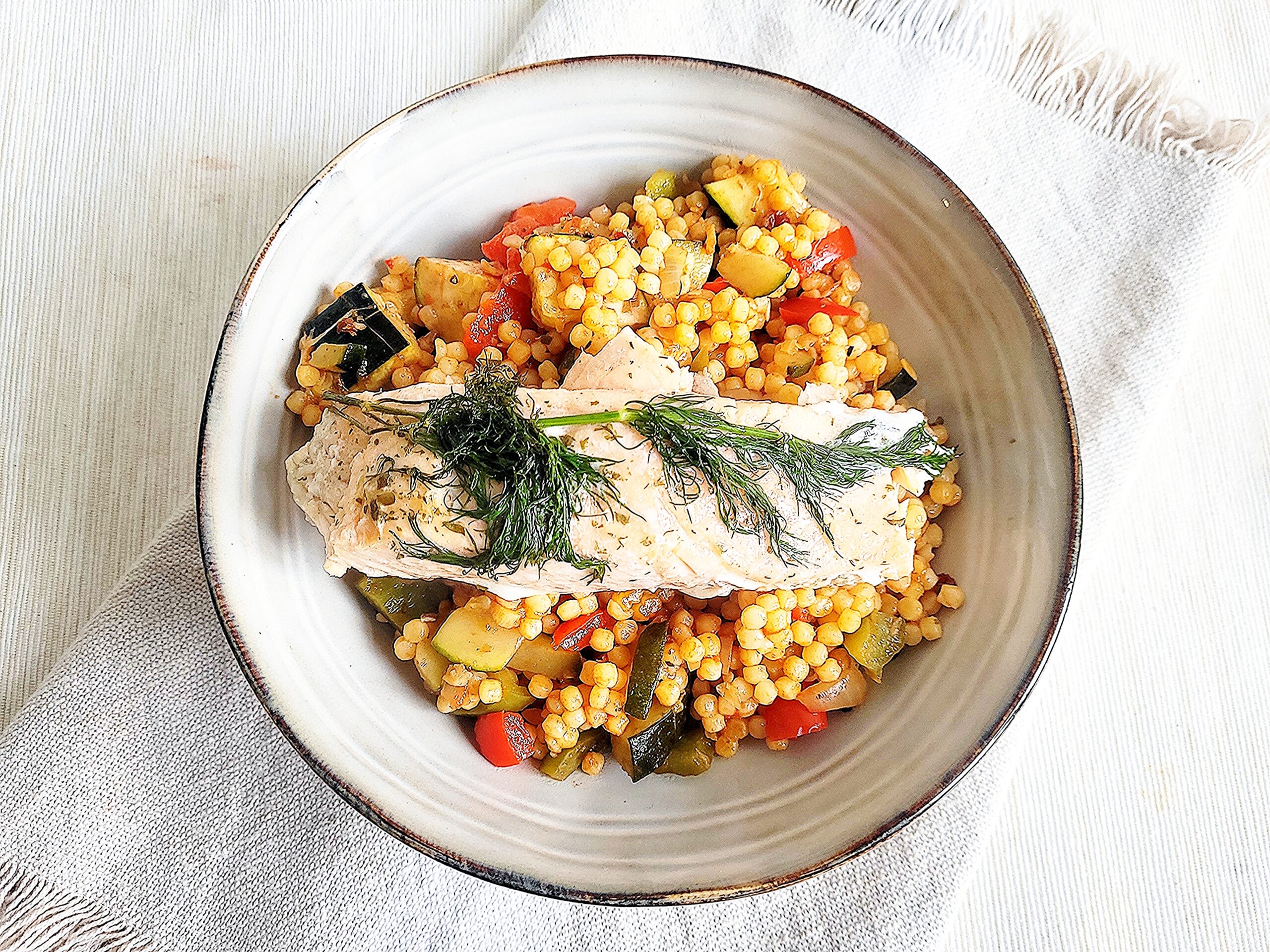 Parelcouscous met zalmfilet