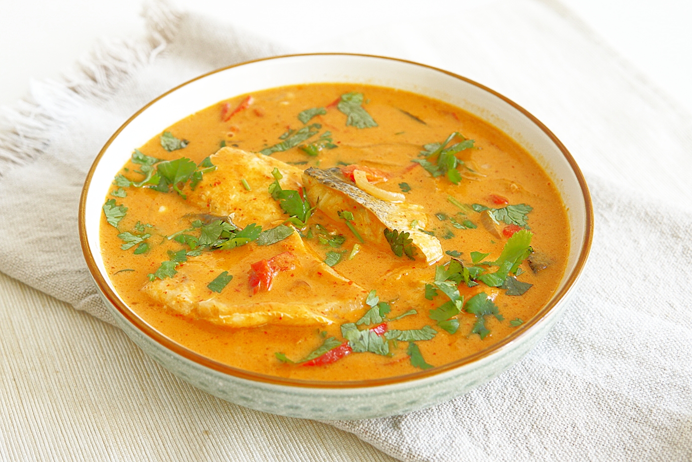 Thaise rode curry met zeebaars