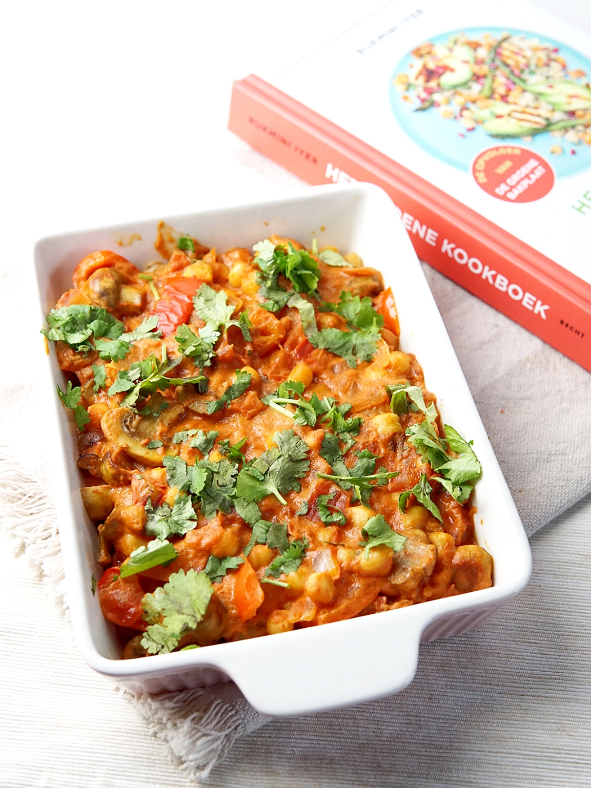 Malai kikkererwtencurry met paprika en champignons
