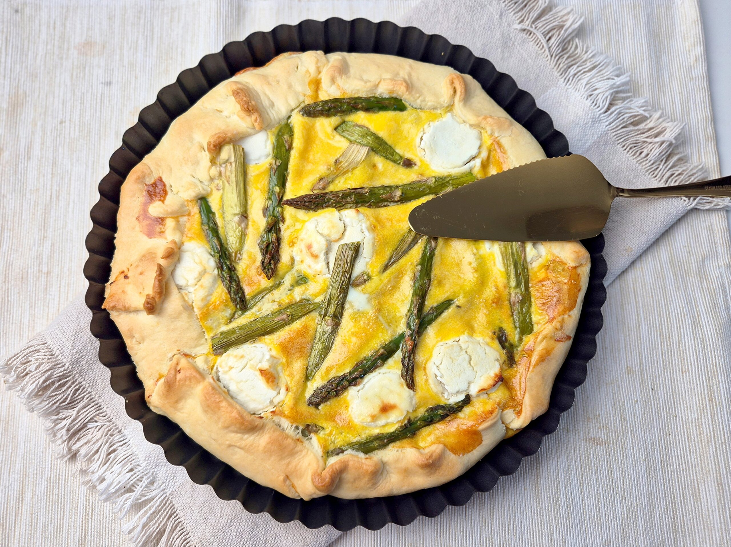 Quiche met groene asperges en geitenkaas