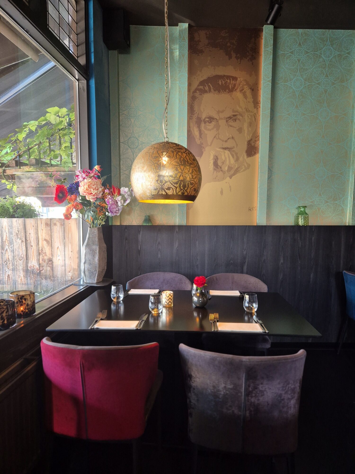 Indiaas fine dining bij India Poort in Hilversum