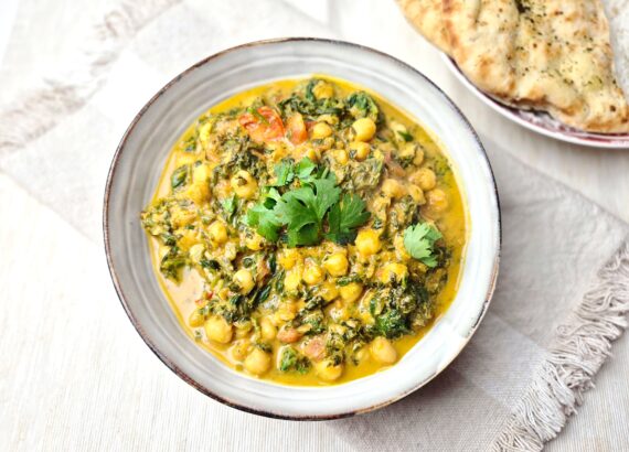 Chana palak masala - Indiase curry met kikkererwten spinazie
