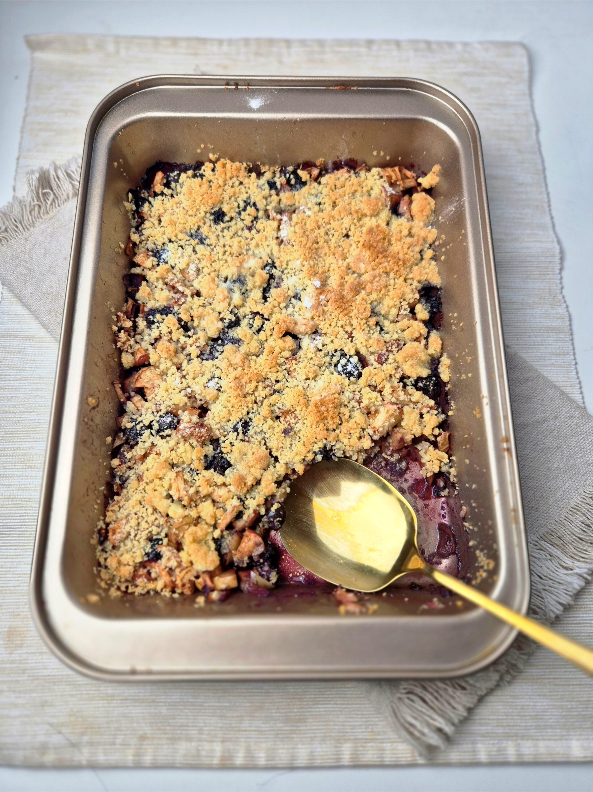 Blauwe bessen- appelcrumble