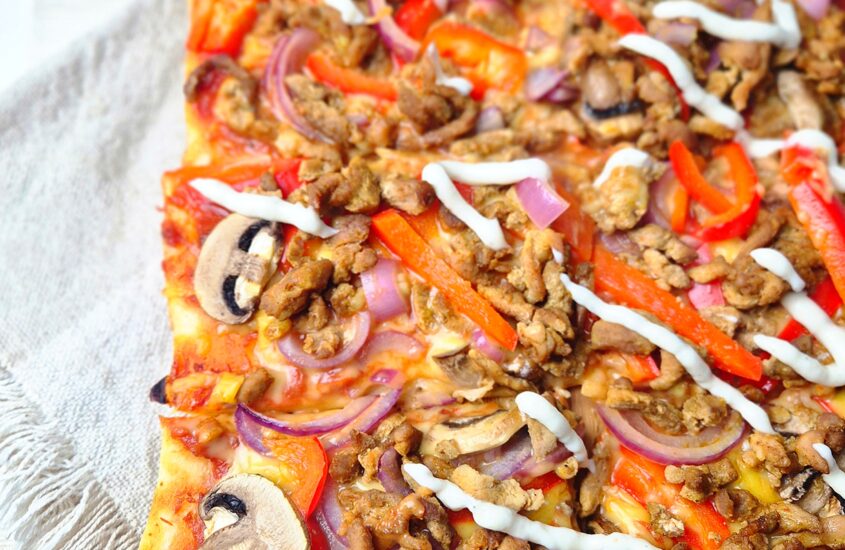 Plaatpizza met shoarma