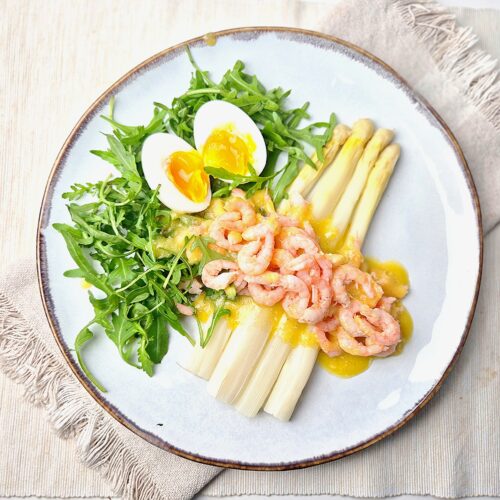 Witte asperges met Noorse garnalen