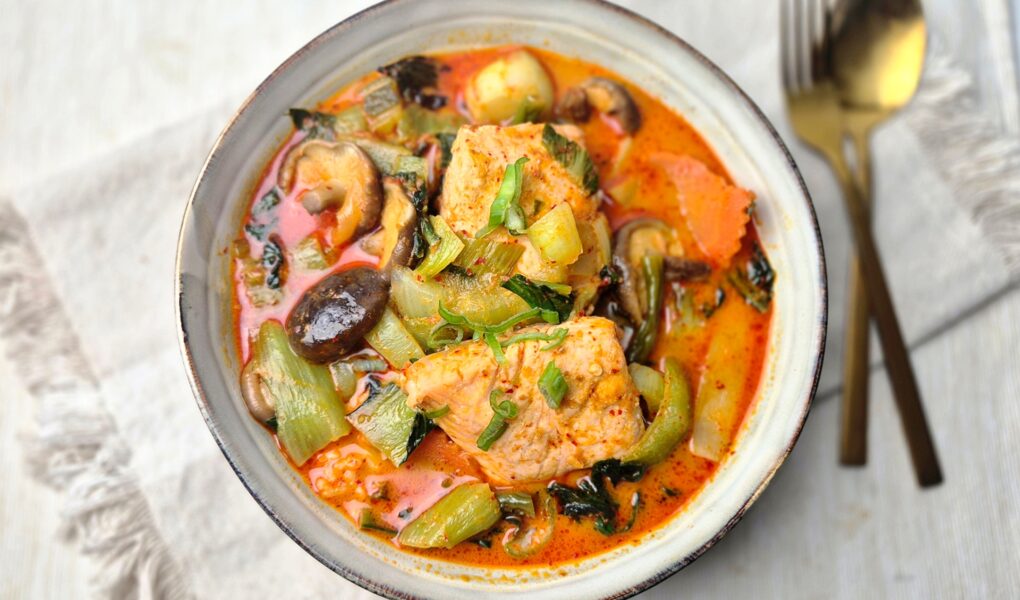 Thaise rode curry met zalm