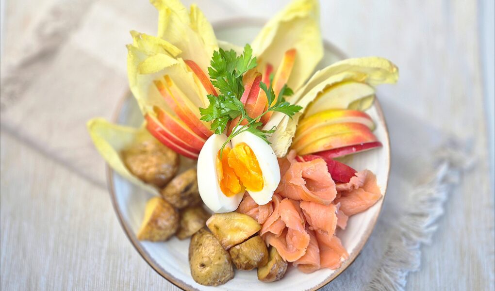 Salade met witlof en gerookte zalm