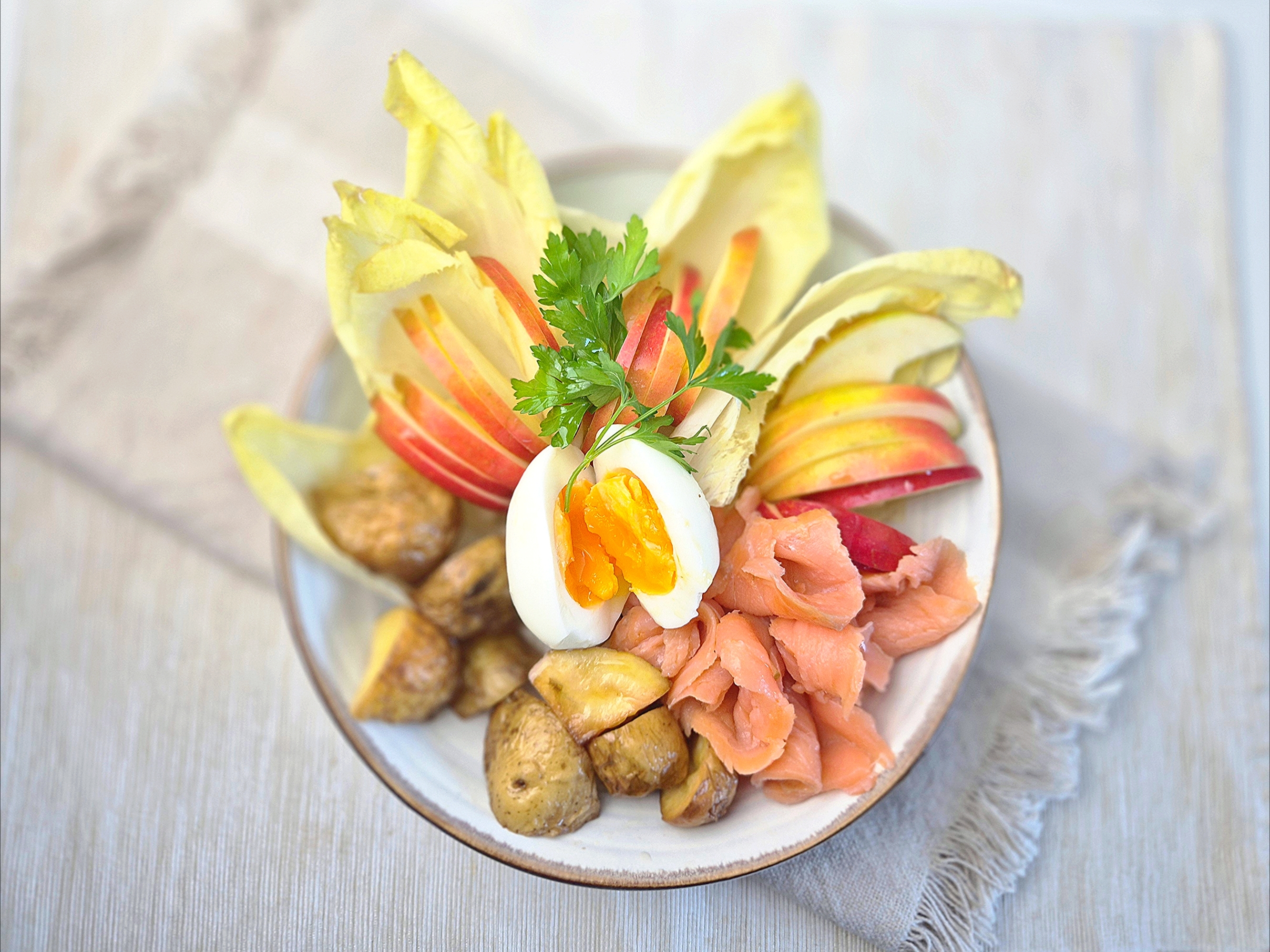 Salade met witlof en gerookte zalm