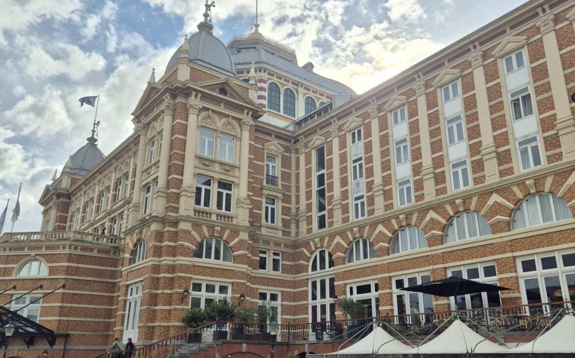 Seafood eten bij The Juicy Seafood in het Kurhaus op Scheveningen